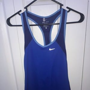 Nike tank